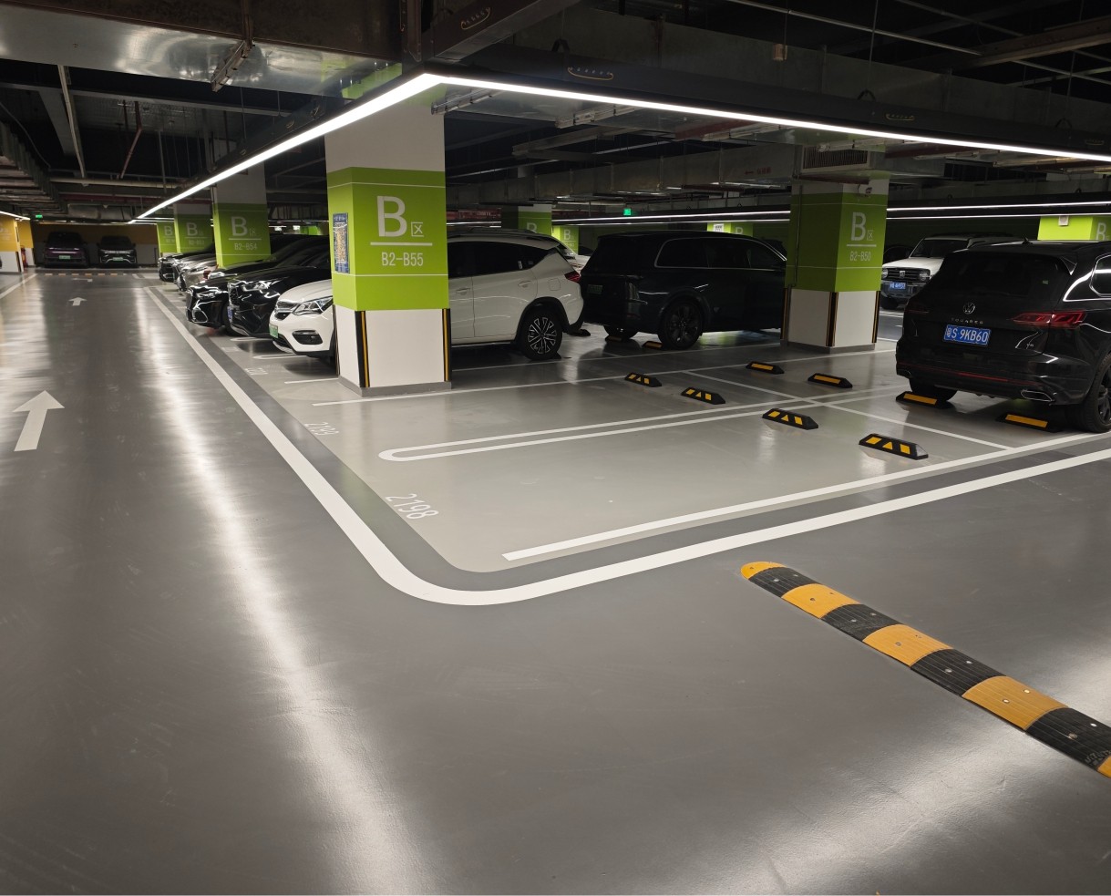 彩田化工 | 24000㎡舊車(chē)庫(kù)地坪翻新改造-聚氨酯超耐磨系列